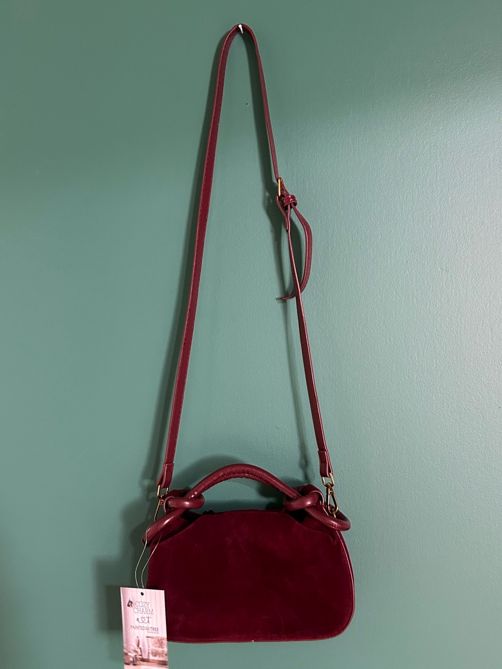 Womenโs Burgundy Maroon Velvet Crossbody Bag